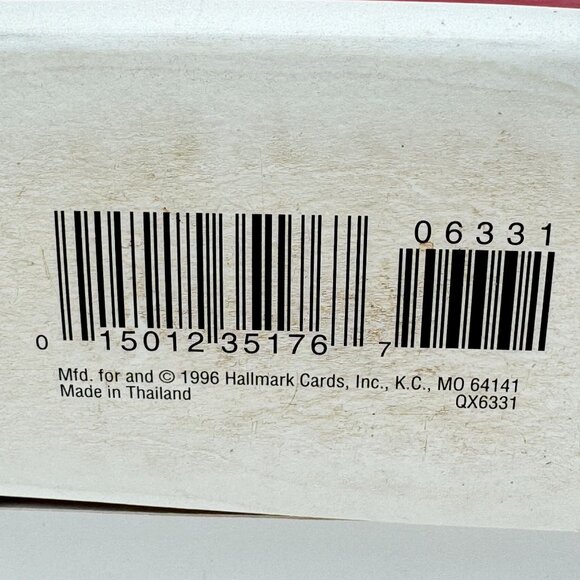 Hallmark 1996 Keepsake Ornament Tender Touches Ed Seale Premiere Exclusive - Picture 6 of 12